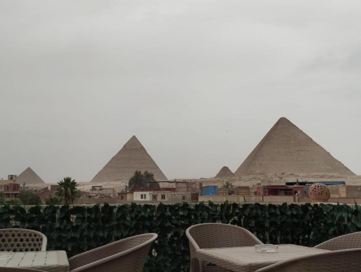 Three Golden Pyramids Cairo Exterior photo